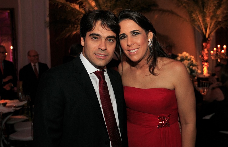 Daniel Gonzalez e Mariana Souza 